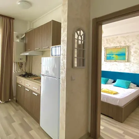 Blue Summerland Apartments * ママイア